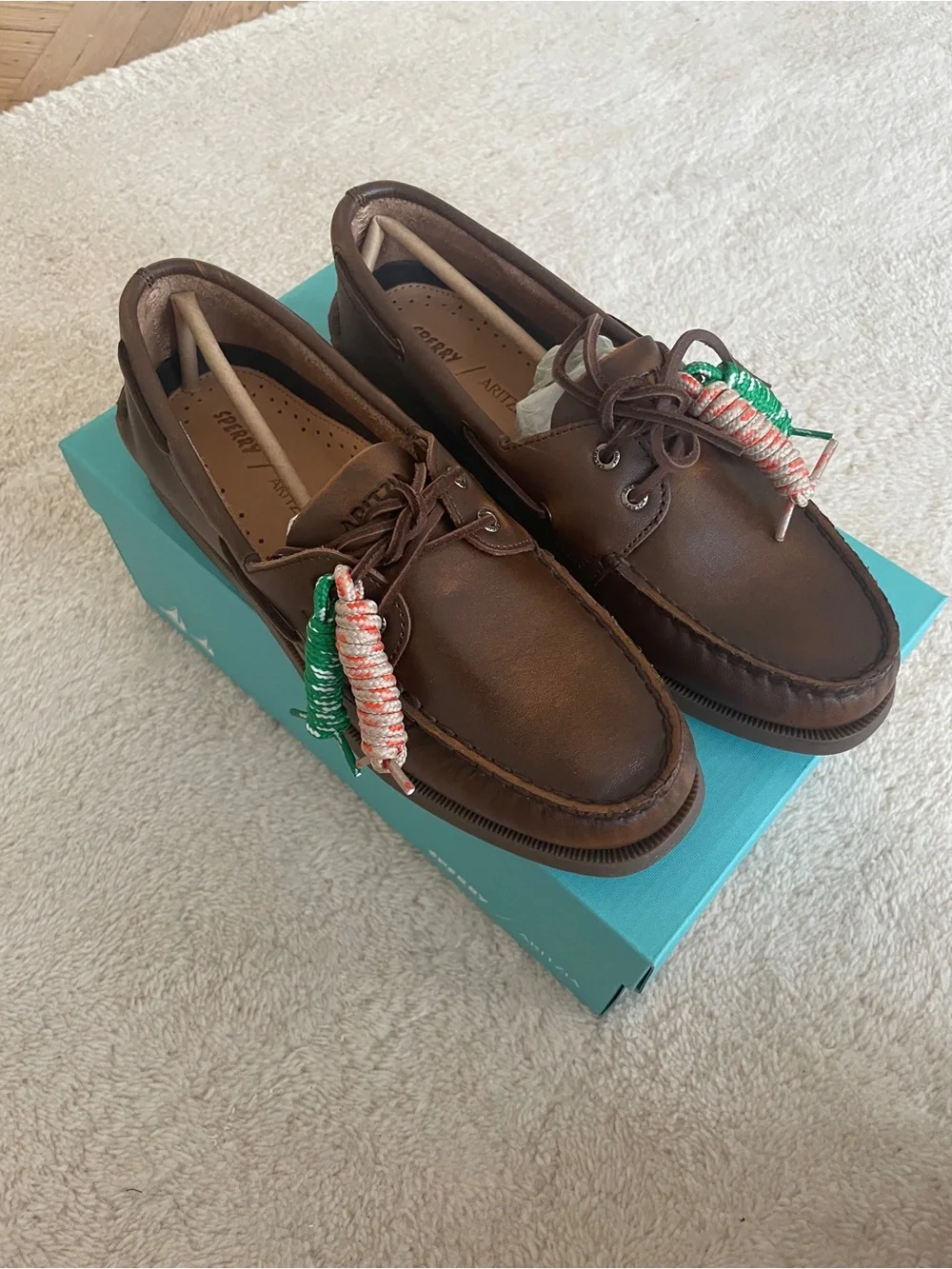 Sperry size women